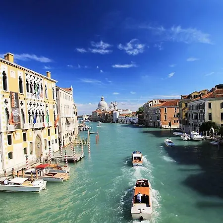 Ca Grimani Stunning View And Comfort Venice Exterior photo
